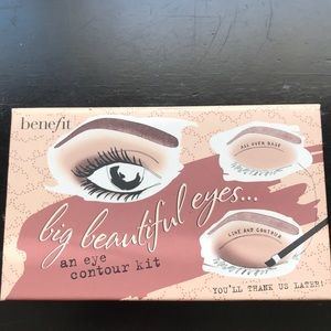 Benefit big beautiful eye kit